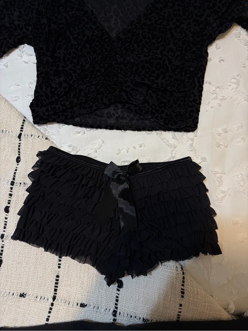 Black lace short shorts